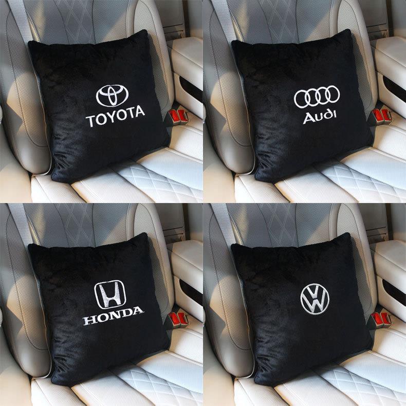 Car Pillow Quilt Dual-use