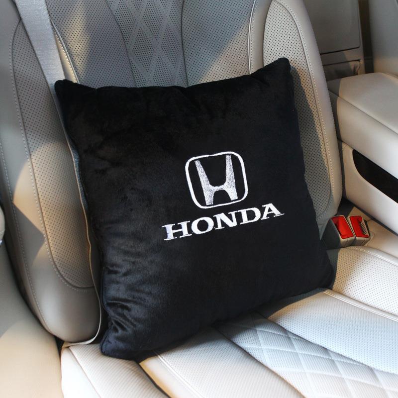 Car Pillow Quilt Dual-use